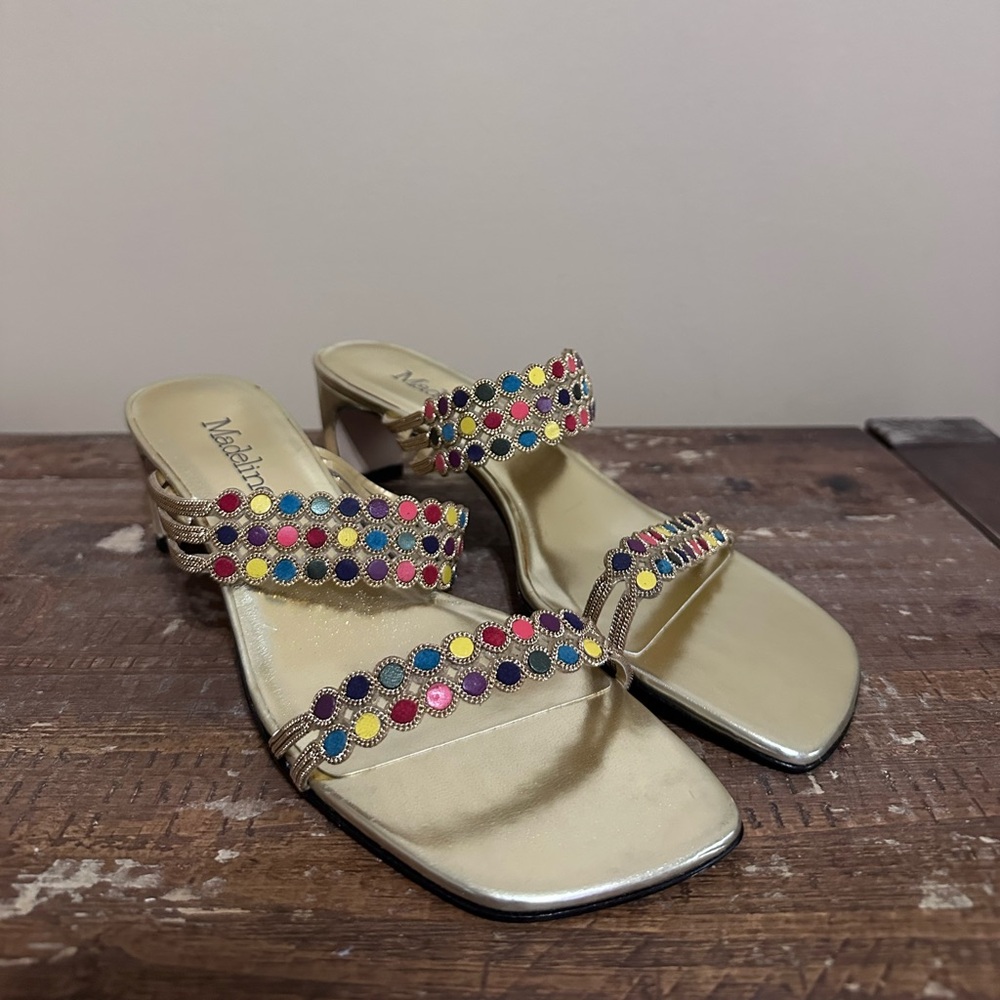 Madeline Stuart Gold Slide Sandal Heel With Multicolor Circle Design On Strap